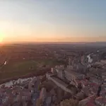 Des Au Calme Dans Un Immeuble Historique דירה *