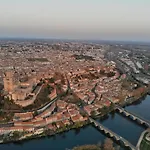 דירה Des Au Calme Dans Un Immeuble Historique