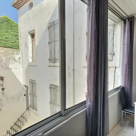 Appartement Des Au Calme Dans Un Immeuble Historique Béziers