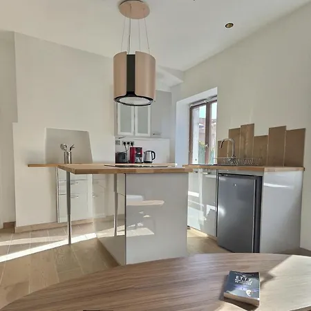 Appartement Des Au Calme Dans Un Immeuble Historique
