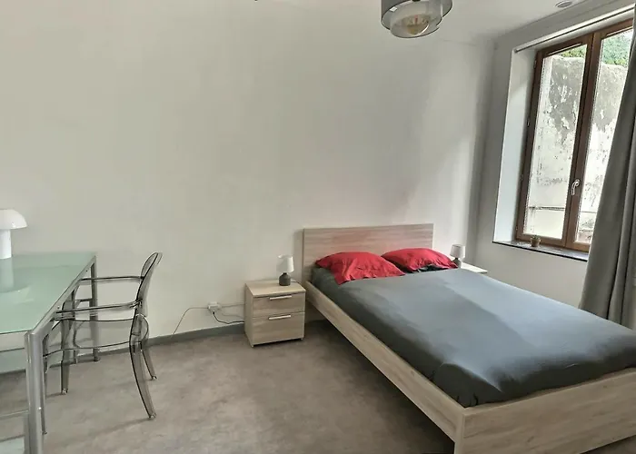 Apartment Des Au Calme Dans Un Immeuble Historique Beziers